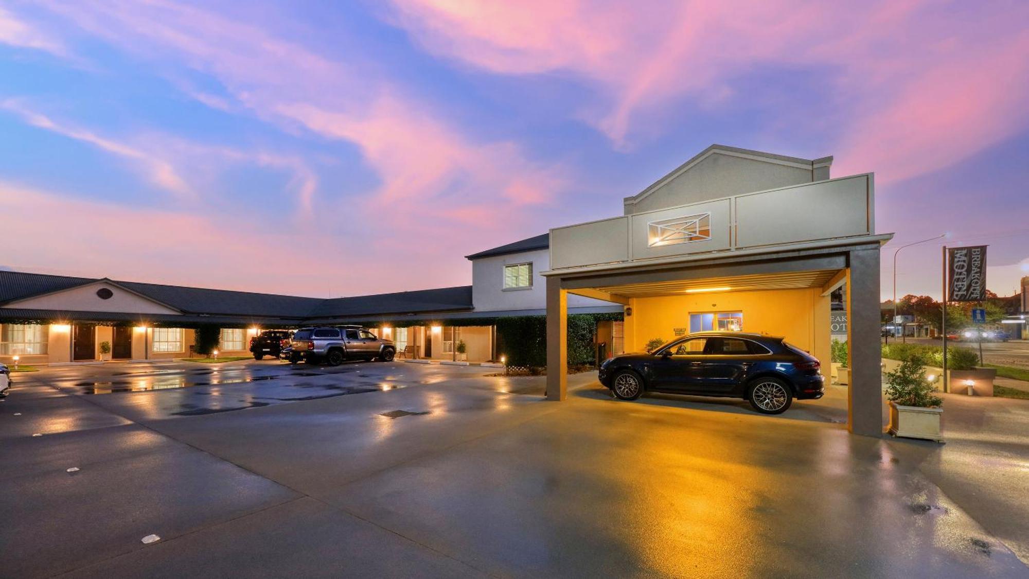 Breakout Motor Inn Cowra Exteriör bild